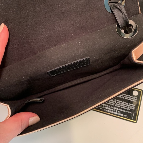 NWT RARE CHANEL 💕 Sakura Silk Ballerina Bag Pink Clutch Black Bow 🎀 Satin - Picture 9 of 16